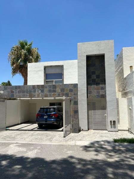 CASA EN VENTA EN ESQUINA SECTOR VIÑEDOS CASA EN VENTA EN ESQUINA SECTOR VIÑEDOS