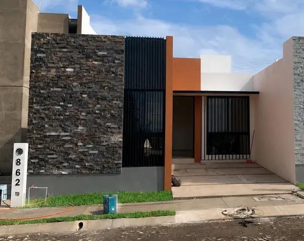 Casa en venta de 3 recámaras en Zona Norte de Villa de Álvarez, Colima.