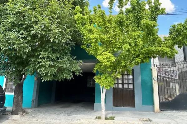 Amplia Casa en VENTA en Mirasierra primer sector