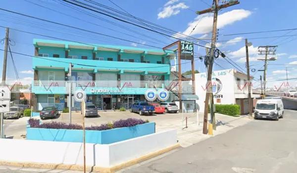 Lomas del Roble, Plaza 145