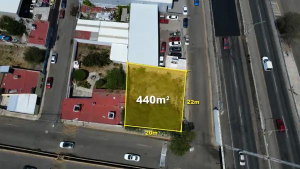 TERRENO COMERCIAL EN RENTA EN CORREGIDORA, FRENTE A TEC MILENIO