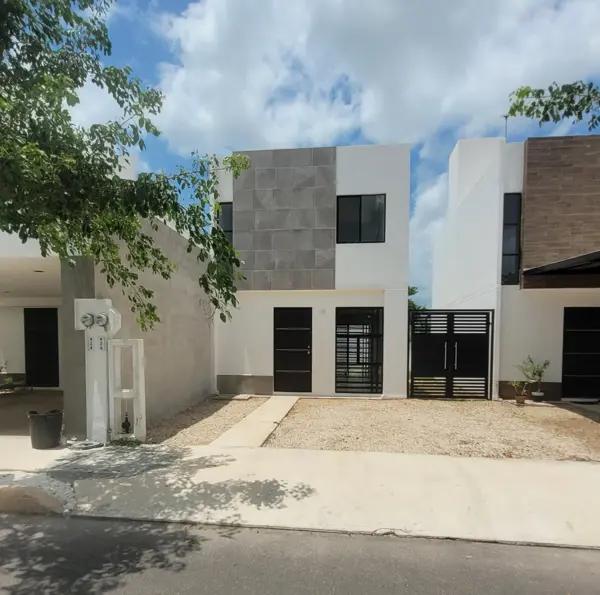 CASA EN RENTA PRIVADA ESMERALDA,Héroes, Mérida, Yuc
