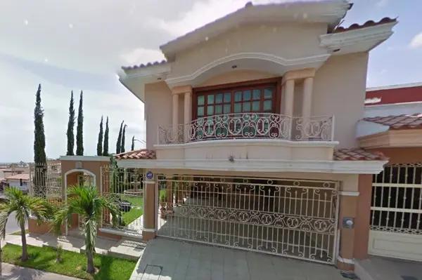 Venta de Casa en Colina del Rey, Culiacán: Amplia propiedad habitacional Venta de Casa en Colina del Rey, Culiacán: Amplia propiedad habitacional