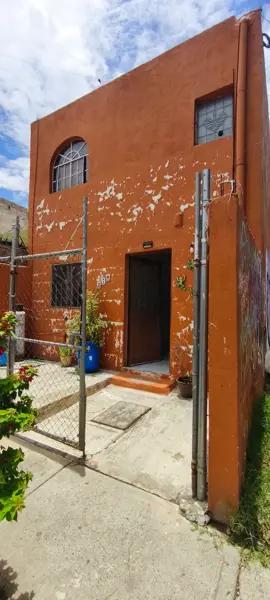 Casa en Venta de 4 recamaras en Hda. Santa Fe, Tlajomulco de Zúñiga!