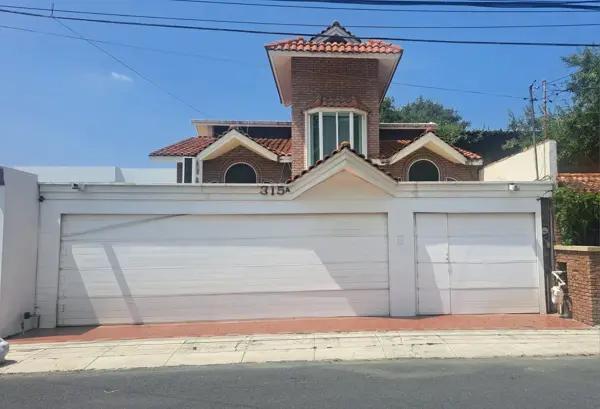 Venta de casa en Col del Valle San Pedro Garza Garcia