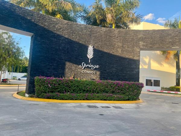 Apartamento en Venta en , Quintana Roo - Ubicación Estratégica a 15 Minutos del Aeropuerto de Cancún