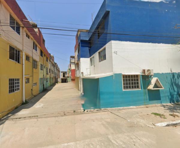 Oportunidad de departamento en remate en Coatzacoalcos, Playa Sol