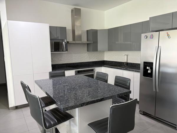 Departamento en renta de 2 recámaras equipado en San Jeronimo.