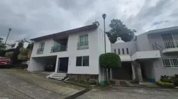 SE RENTA CASA EN SANTA MARIA AHUACATITLAN, CUERNAVACA, MORELOS, ZONA NORTE EN LOS LIMITES DE RANCHO SE RENTA CASA EN SANTA MARIA AHUACATITLAN, CUERNAVACA, MORELOS, ZONA NORTE EN LOS LIMITES DE RANCHO
