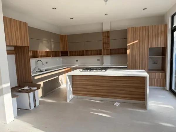 CASA EN VENTA RESIDENCIAL 4 RECÁMARAS CON BAÑO CASA EN VENTA RESIDENCIAL 4 RECÁMARAS CON BAÑO