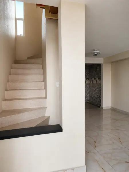 Casa en Condominio en Venta, Los Héroes Chalco, México - Amplia y Bien Ubicada