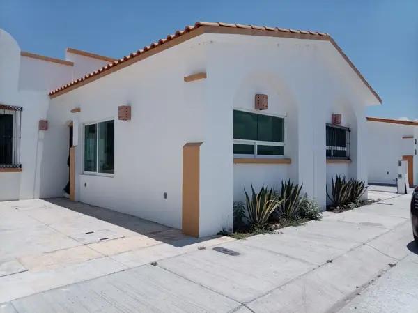 Casa en venta: Condominio en Residencial Horizontes, Irapuato Casa en venta: Condominio en Residencial Horizontes, Irapuato
