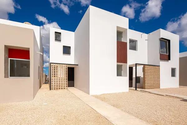 LAS PALMAS MOD. 111 || RESIDENCIAS DE GRAN TAMAÑO MUY BIEN UBICADAS AL ORIENTE DE MERIDA, ACCESANDO DESDE CARR A CUN O TIXKOKOB