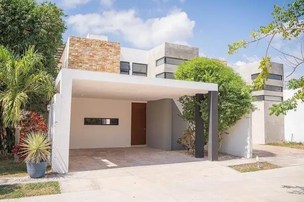 | Casa Remodelada en Venta en Privada Dzityá 20 |