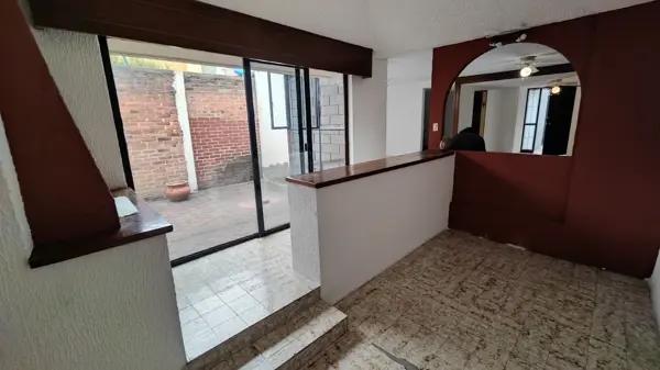 Casa en Venta en Arcos del Alba, Cuautitlán Izcalli - 3 Recámaras y Espacios Amplios