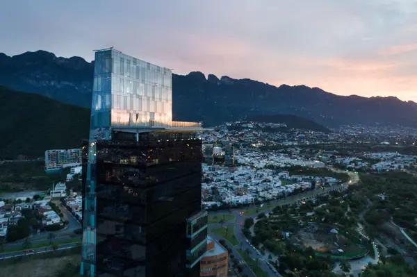 OFICINA EN RENTA TORRE HELICON VALLE ORIENTE OFICINA EN RENTA TORRE HELICON VALLE ORIENTE