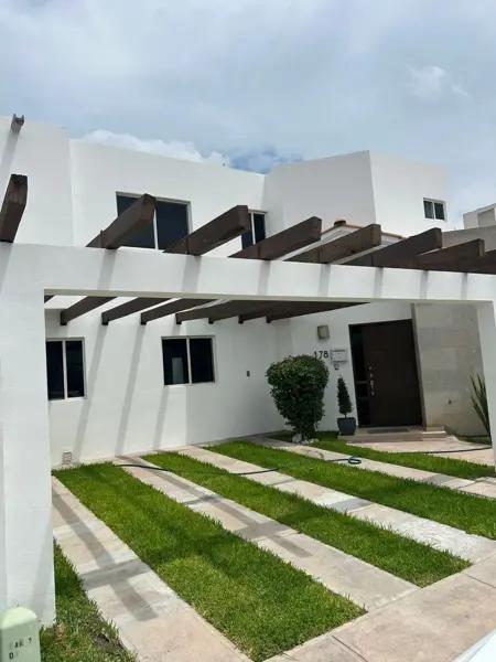 Casa en renta en Villas de Guadalupe, Saltillo, Coahuila de Zaragoza Casa en renta en Villas de Guadalupe, Saltillo, Coahuila de Zaragoza