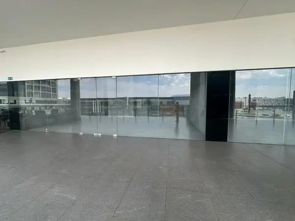 Excelente Local Comercial de Gran Tamaño en Plaza Comercial Saltillo Excelente Local Comercial de Gran Tamaño en Plaza Comercial Saltillo