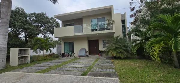 CASA EN RENTA