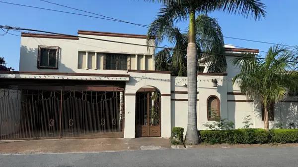 CASA EN VENTA CUMBRES 2DO SECTOR, MTY, NL