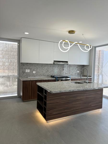 Casa nueva en venta en Puebla lomas de angelopolis parque quintana roo  estrena