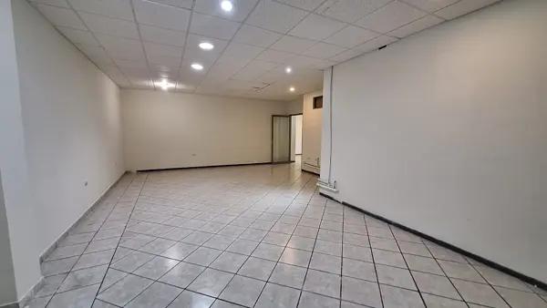 Renta de Local para OFICINA en Valdez Sánchez y Abasolo | 50m² Plaza Santa Lucía Renta de Local para OFICINA en Valdez Sánchez y Abasolo | 50m² Plaza Santa Lucía