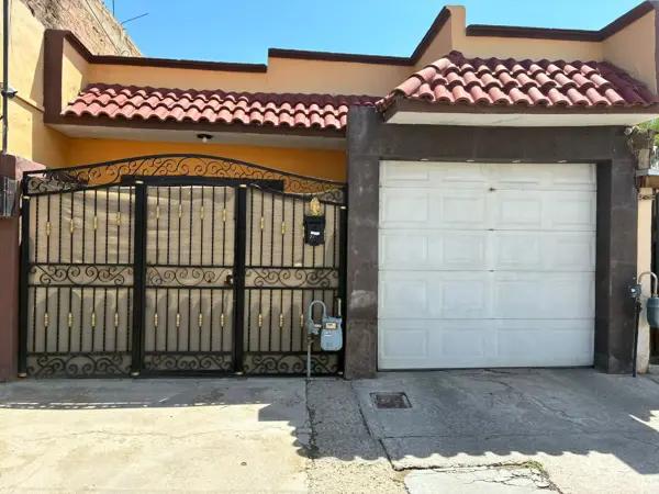 Casa en venta en Division del Norte, Juárez, Chihuahua