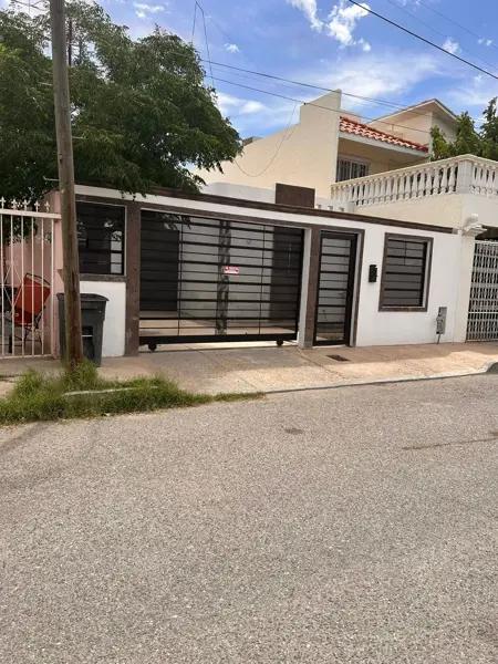 CASA DE UN PISO EN RENTA