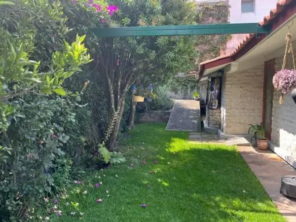 Preciosa casa
Jardines del Pedregal
Coyoacán