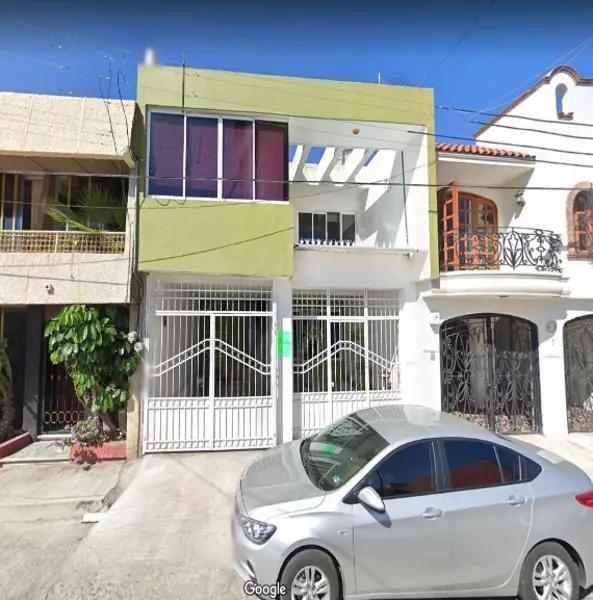 Venta de Casa en Estadios, Tepic - 4 Recámaras, Precio $529,000