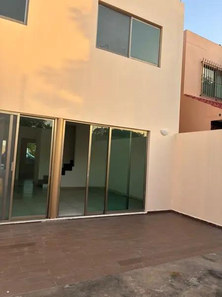 EN RENTA - Casa en Puerta Grande - $20,000 MXN EN RENTA - Casa en Puerta Grande - $20,000 MXN