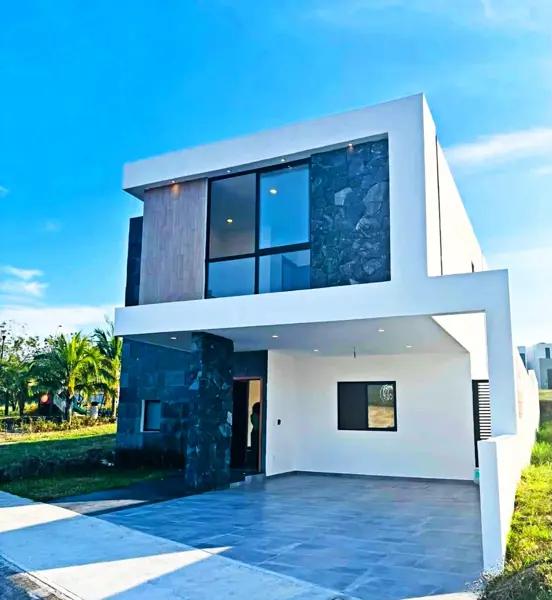 VENDO CASA CERCA DE LA RIVIERA VERACRUZANA, LADO BOCA DEL RIO