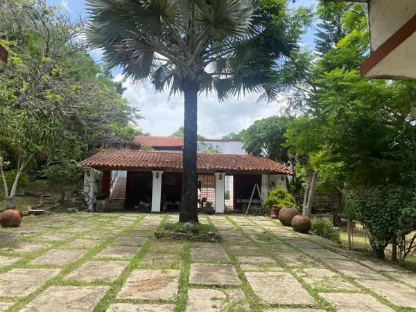 Residencia en Venta en Berriozábal | 5,000 m² de Terreno | 4 Recámaras | Pozo Artesanal
