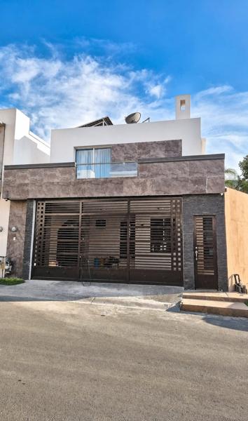 Casa en venta en Cumbres San Agustin