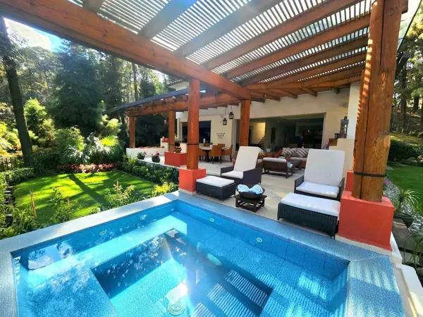 CASA EN VENTA EN AVANDARO CASA EN VENTA EN AVANDARO