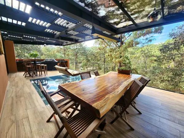 EXCLUSIVA CASA EN VENTA EN AVANDARO