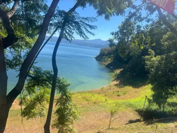 TERRENO EN VENTA CON ACCESO AL LAGO, VALLE DE BRAVO TERRENO EN VENTA CON ACCESO AL LAGO, VALLE DE BRAVO