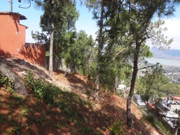 TERRENO EN VENTA CON VISTA AL LAGO, VALLE DE BRAVO TERRENO EN VENTA CON VISTA AL LAGO, VALLE DE BRAVO