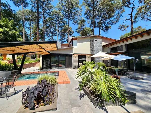 CASA EN VENTA, AVANDARO VALLE DE BRAVO