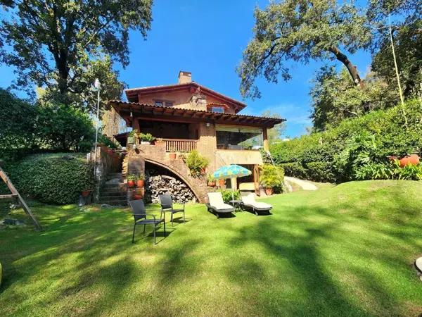 CASA EN VENTA EN AVÁNDARO