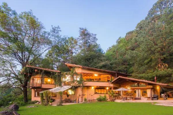 CASA EN RENTA, VALLE DE BRAVO. CASA EN RENTA, VALLE DE BRAVO.