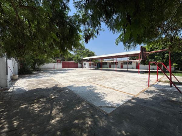 PROPIEDAD EN RENTA EN EL CENTRO DE SAN NICOLAS IDEAL PARA ESCUELA U OFCINAS