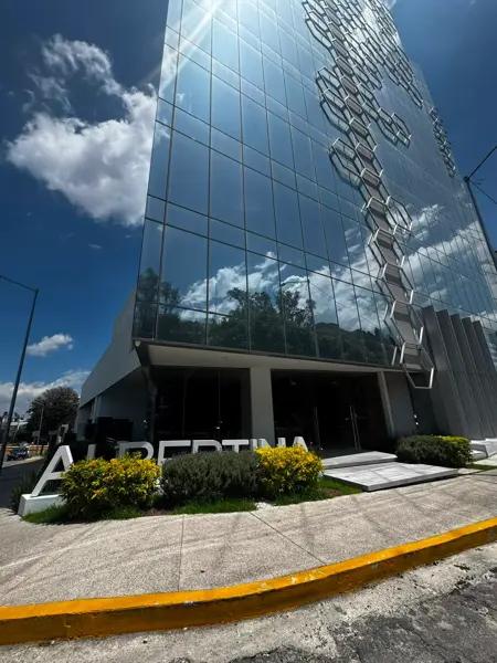 Local en renta, Torre Albertina, La Paz puebla. Local en renta, Torre Albertina, La Paz puebla.