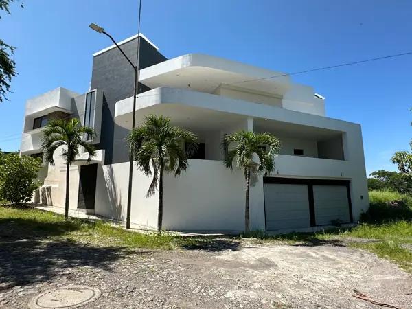 Casa en venta en Lomas de Comala, Comala, Colima