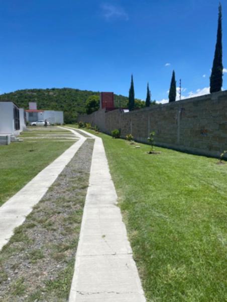 Renta Casa en pequeño Condominio - El Vegil, Querétaro