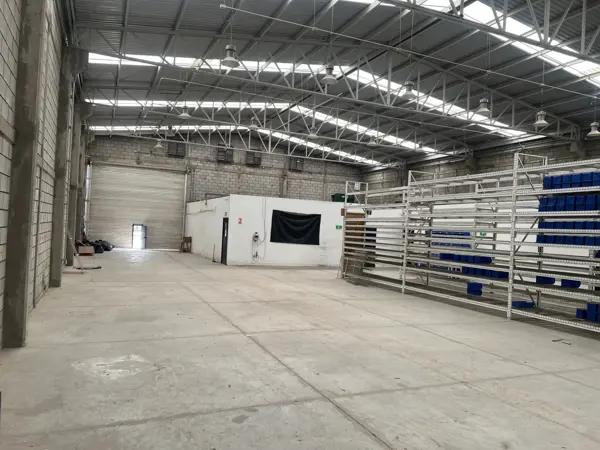 BODEGA EN RENTA EN PERIFERICO RAUL LOPEZ SANCHEZ
