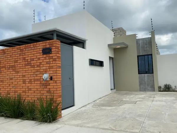 Casa céntrica de 3 recámaras nueva en Zona Céntrica y tranquila