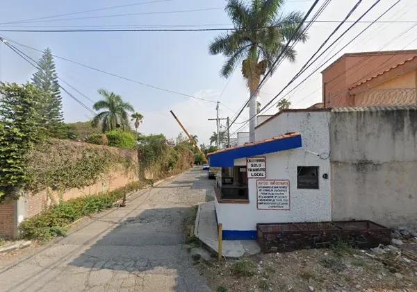 Casa en venta en Lomas de Cuernavaca, compra con el banco, no se aceptan créditos Casa en venta en Lomas de Cuernavaca, compra con el banco, no se aceptan créditos