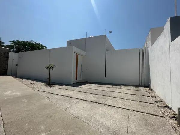 Casa en venta en Ex-Hacienda de Nogueras Residencial, Comala, Colima