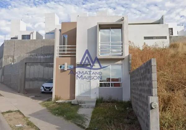 Casa en remate en Lomas de San Isidro Sección Cumbres del Sur, Culiacán, Sinaloa Casa en remate en Lomas de San Isidro Sección Cumbres del Sur, Culiacán, Sinaloa